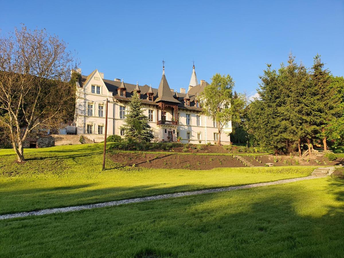 Palac Lawica- Splywy Przelomem Bardzkim Klodzko Luaran gambar