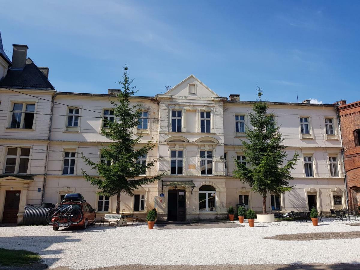 Palac Lawica- Splywy Przelomem Bardzkim Klodzko Luaran gambar